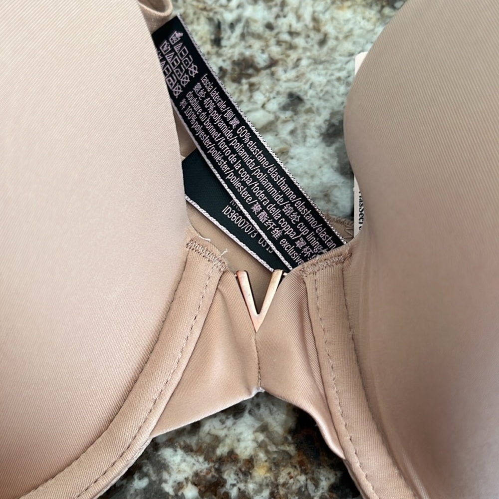 Victoria Secret nude bra, size 36C, NWT - Picture 2 of 5